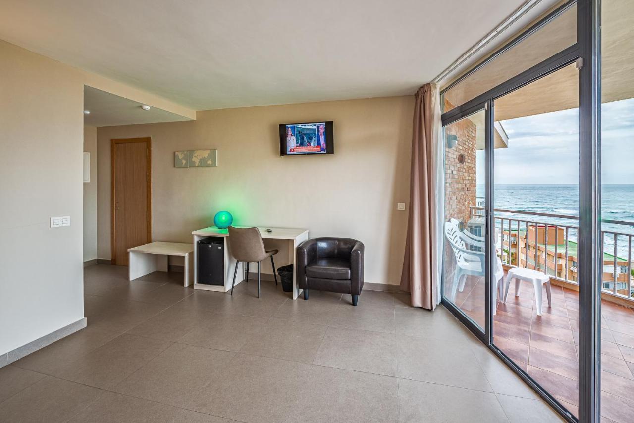 Hotel Mainare Playa Фуэнхирола Экстерьер фото
